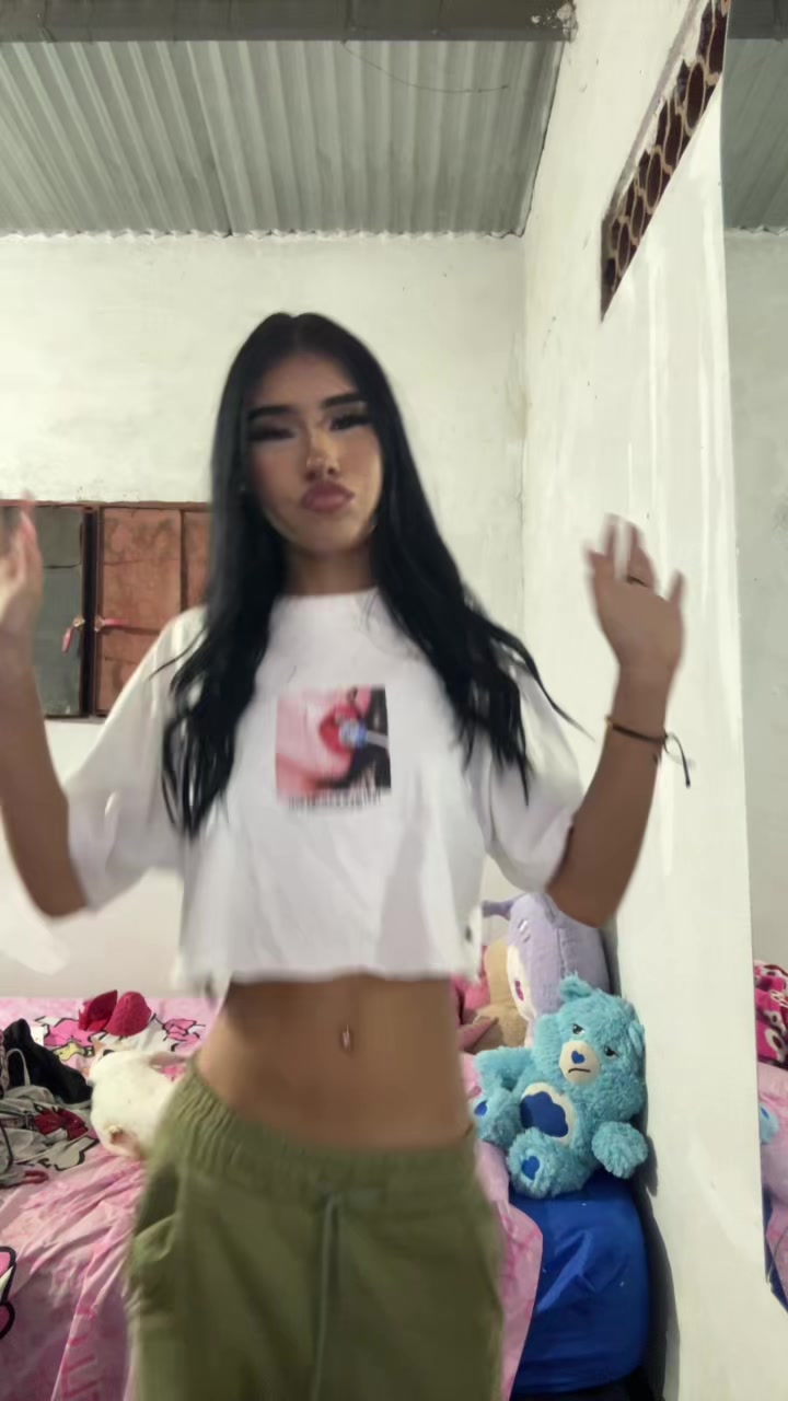 @Ari_28