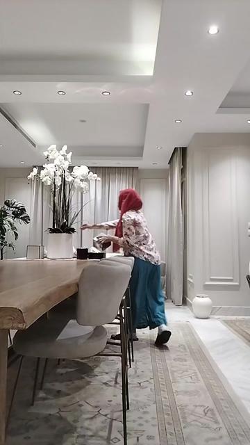 @dindasendana