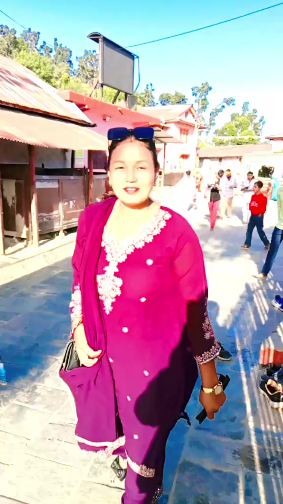 @मगर्नि❣️
