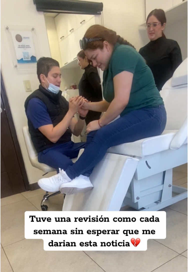 @Damarisquiroz