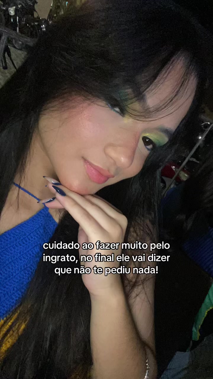 @vitoriaaflorenc._