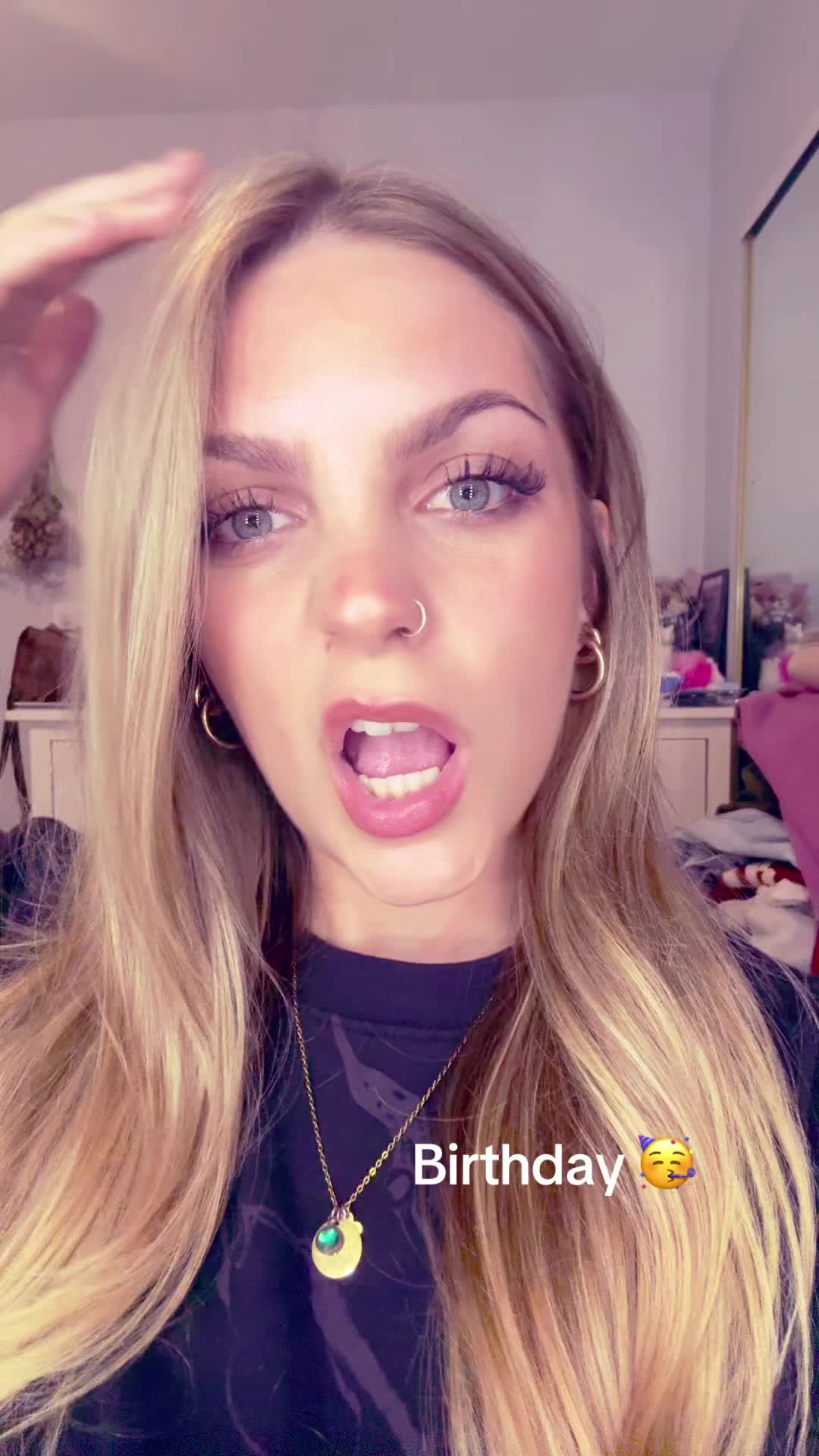 @Liv_2