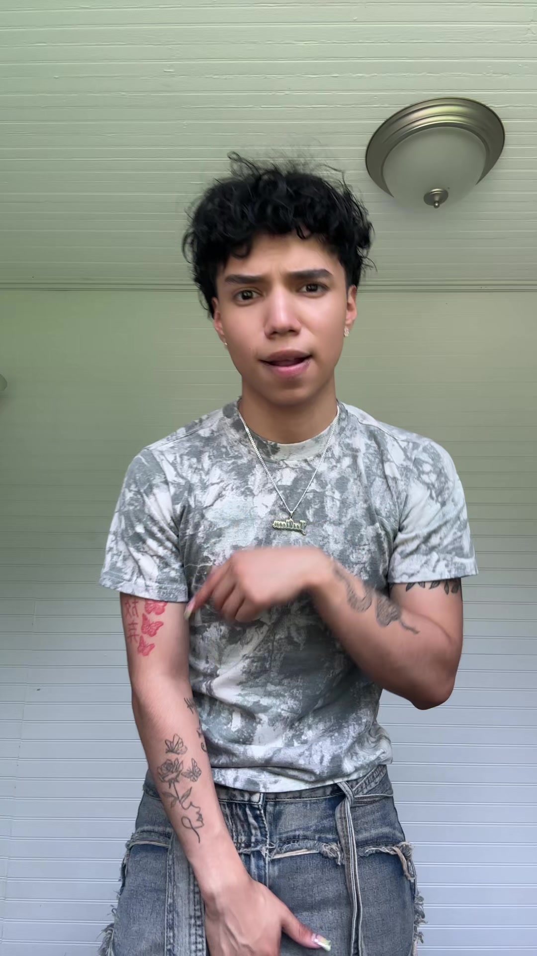 @prettyboyjulian1