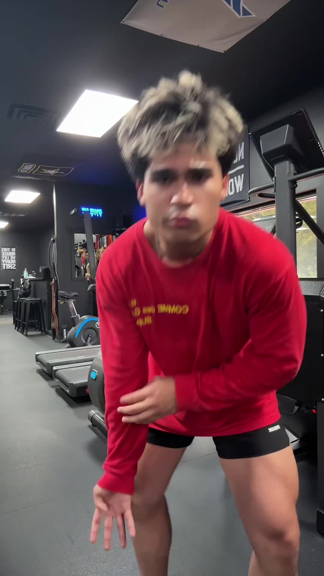 @Mo
