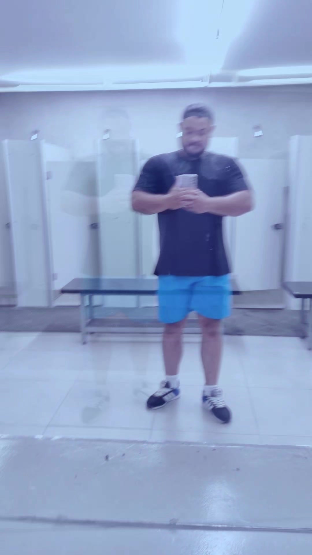 @Tio_black