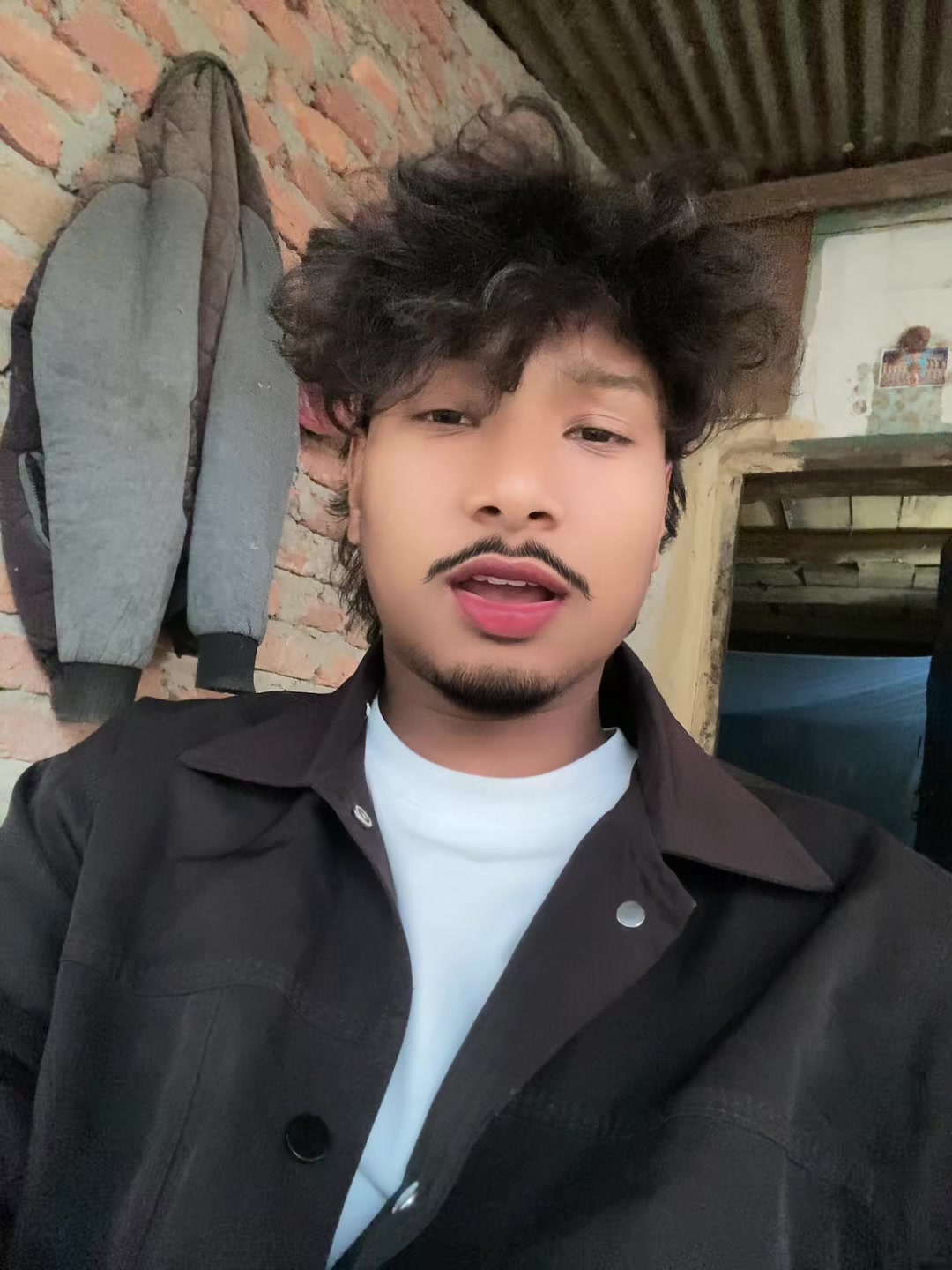 @Kapilwa 👑