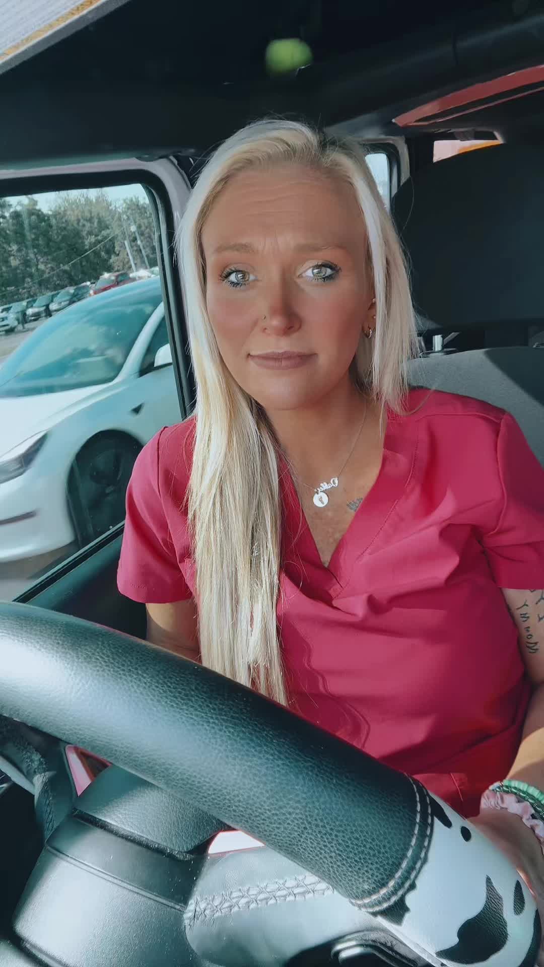 @Alyson 🖤