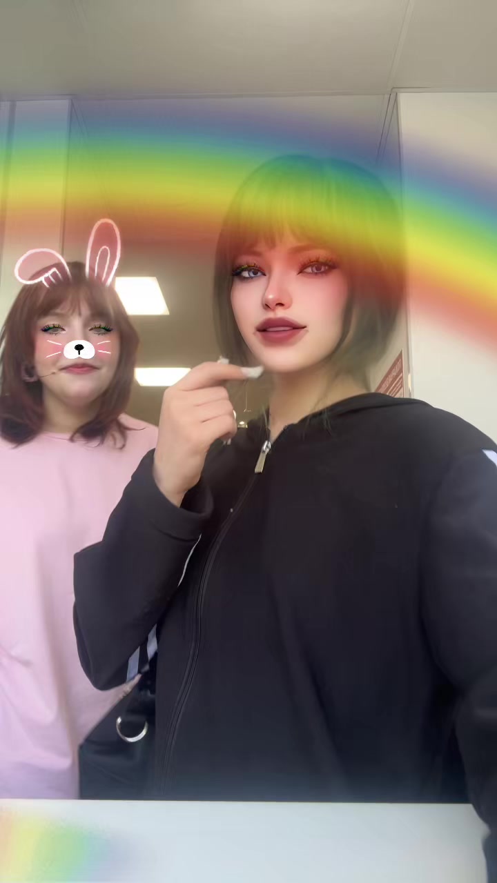 @Vaaaa_r