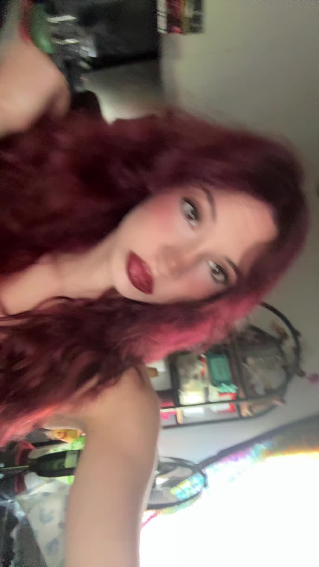 @🧟♀️