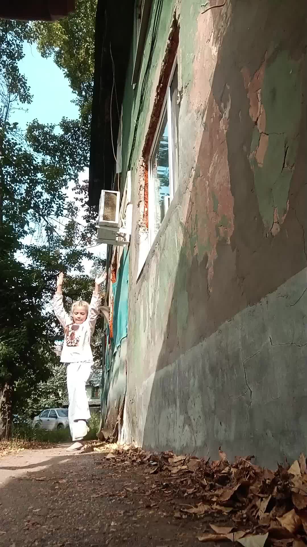 @Алиса