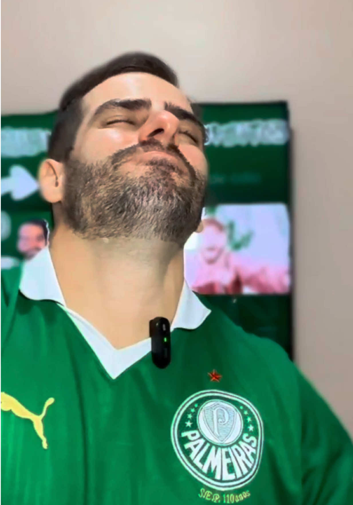 @redevinicius
