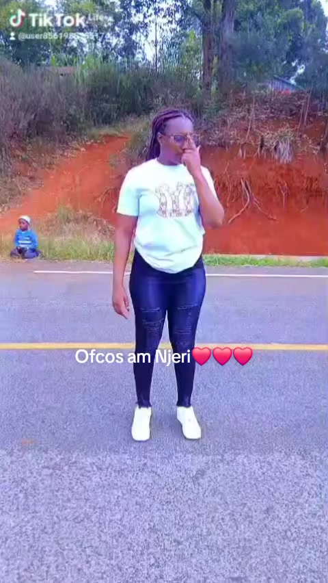 @veekuria7