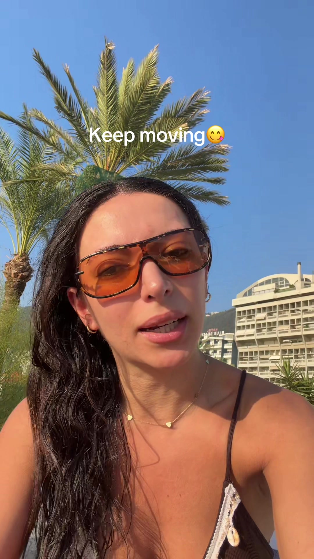 @Elianechahoud