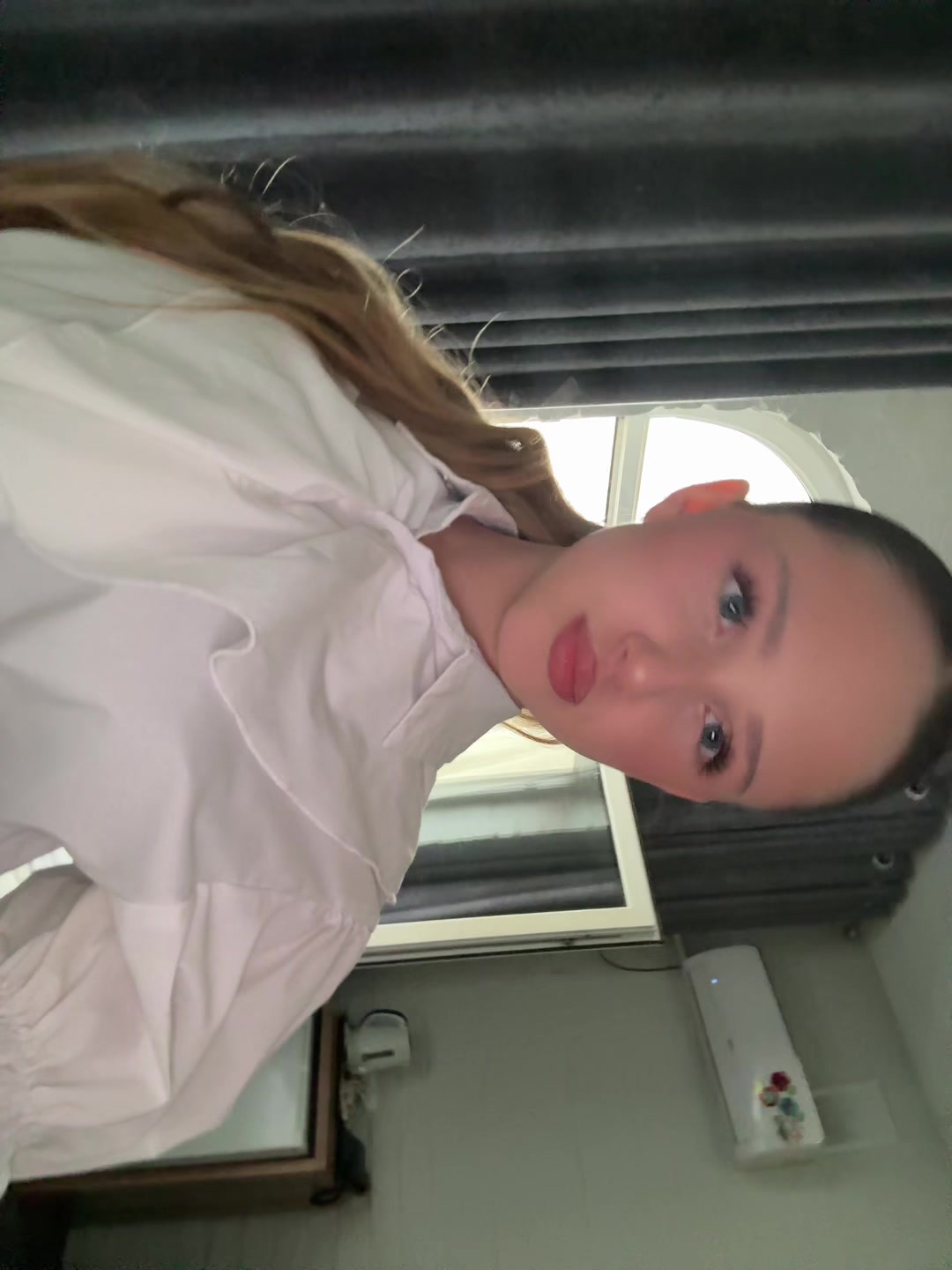 @вишенка🤙🏻