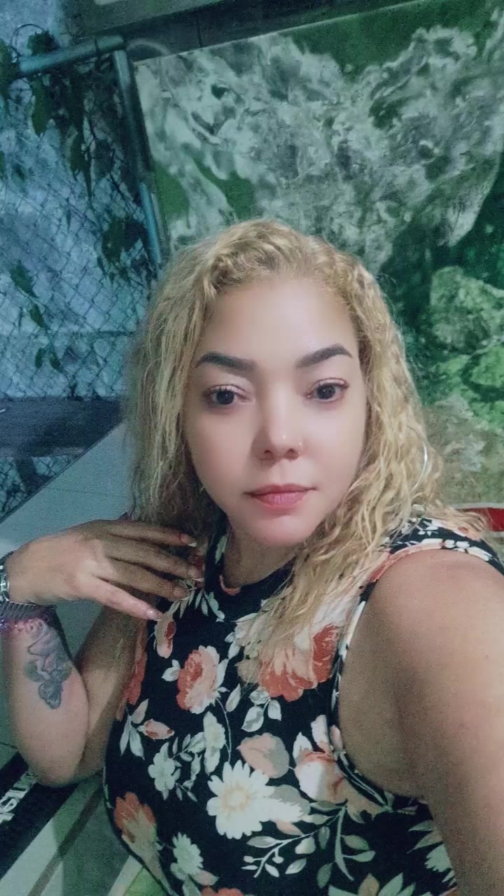 @ce&ntilde;ora cero 🫅🫅