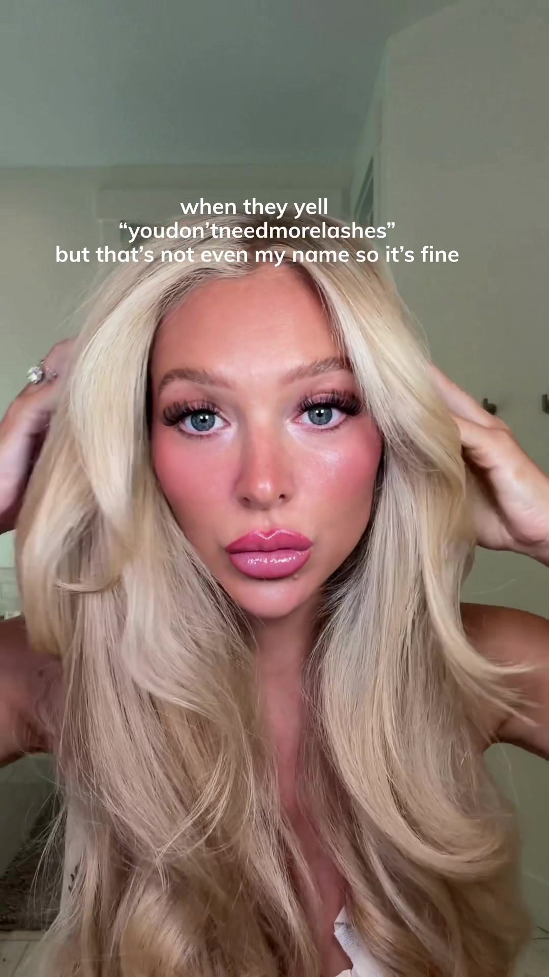 @Clique Lashes And Beauty