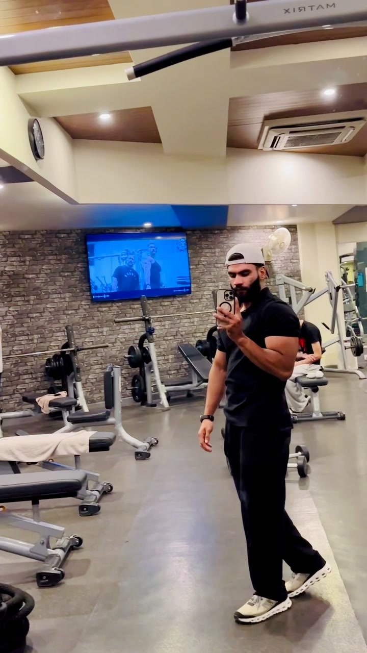 @Zain001