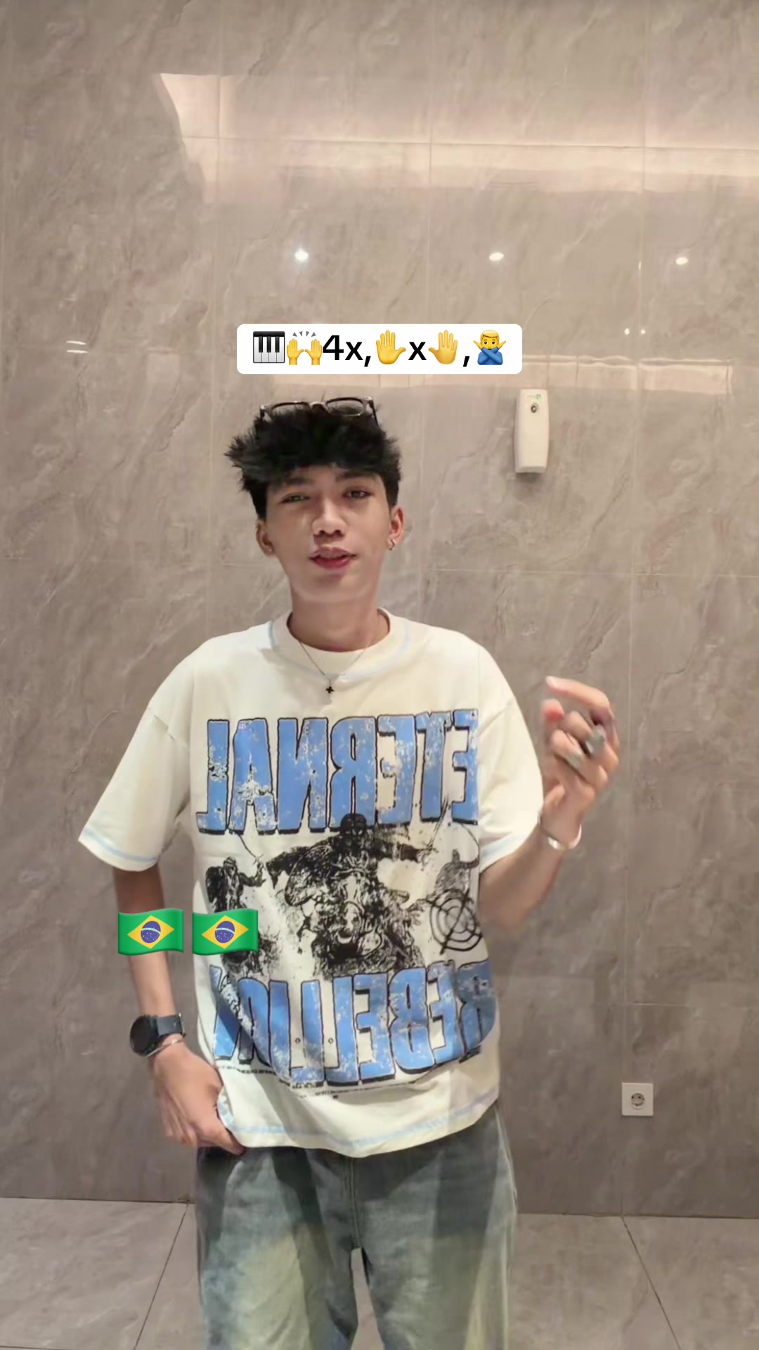 @MassDull_