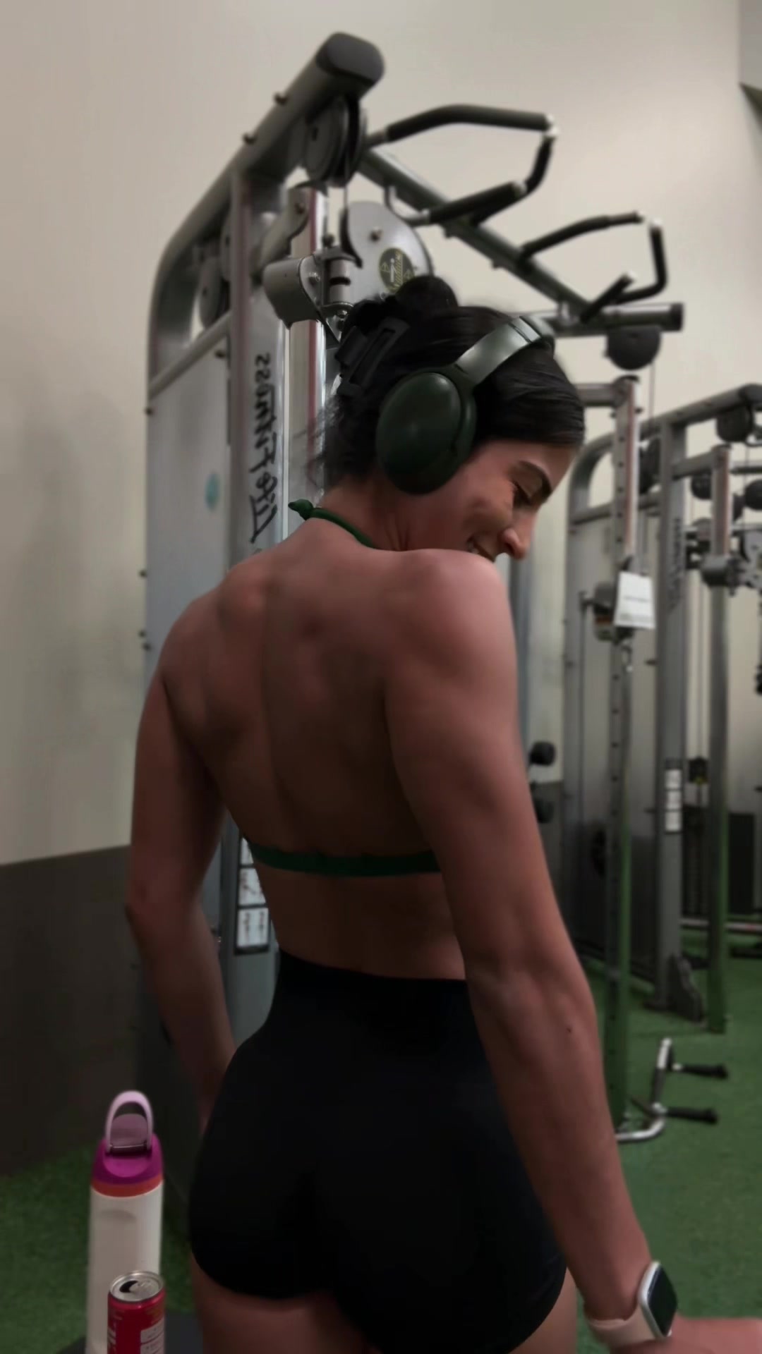 @Nikki | SOBER GYM RAT 🎧ྀི.⊹₊⋆