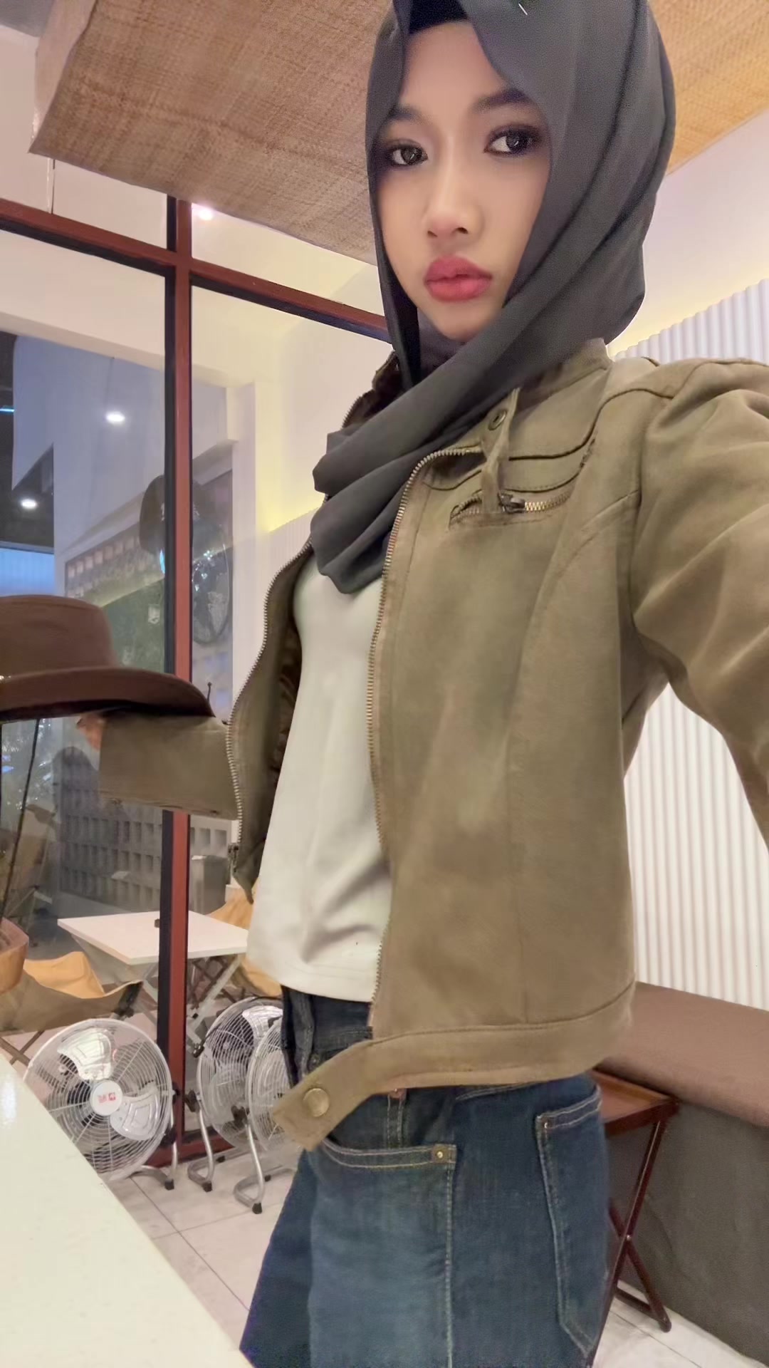 @Kamila