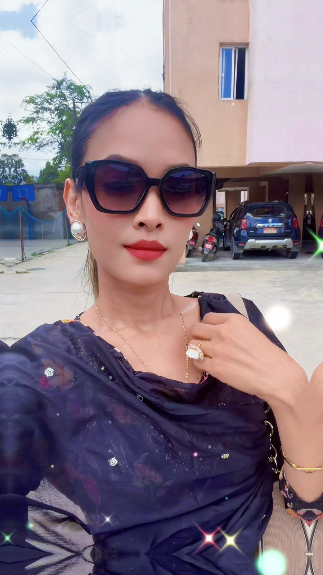 @nisha (sahuni)