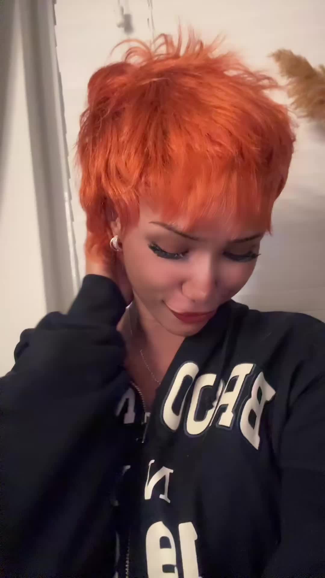 @Riyi Jones🧞♀️