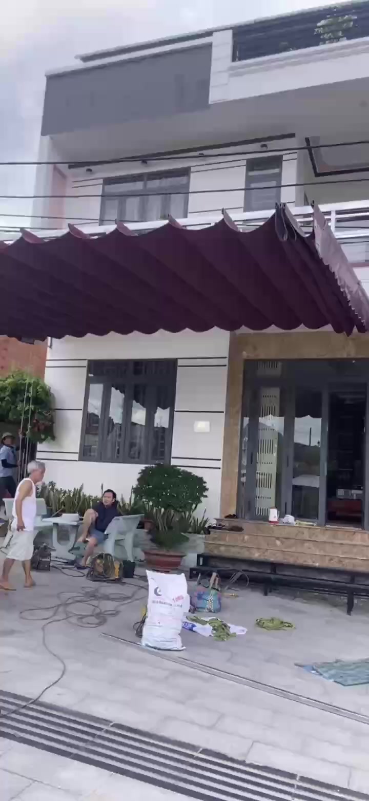 @M&aacute;i che Cơ kh&iacute; hưng thịnh