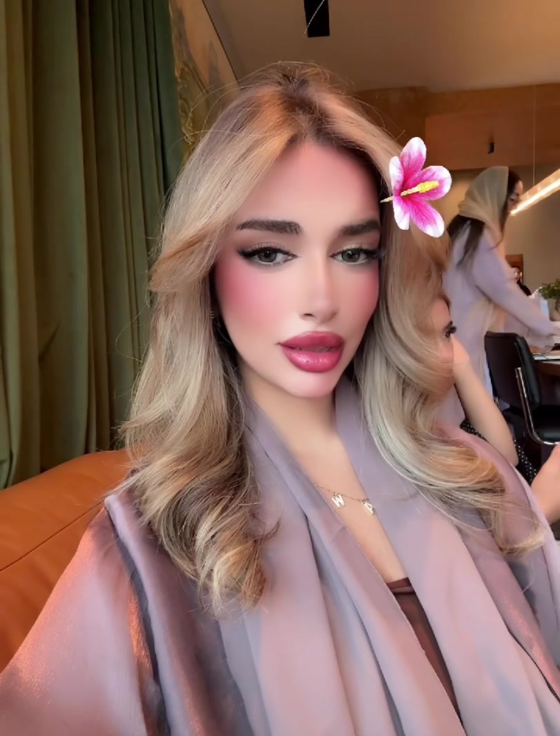 @zeina🤍