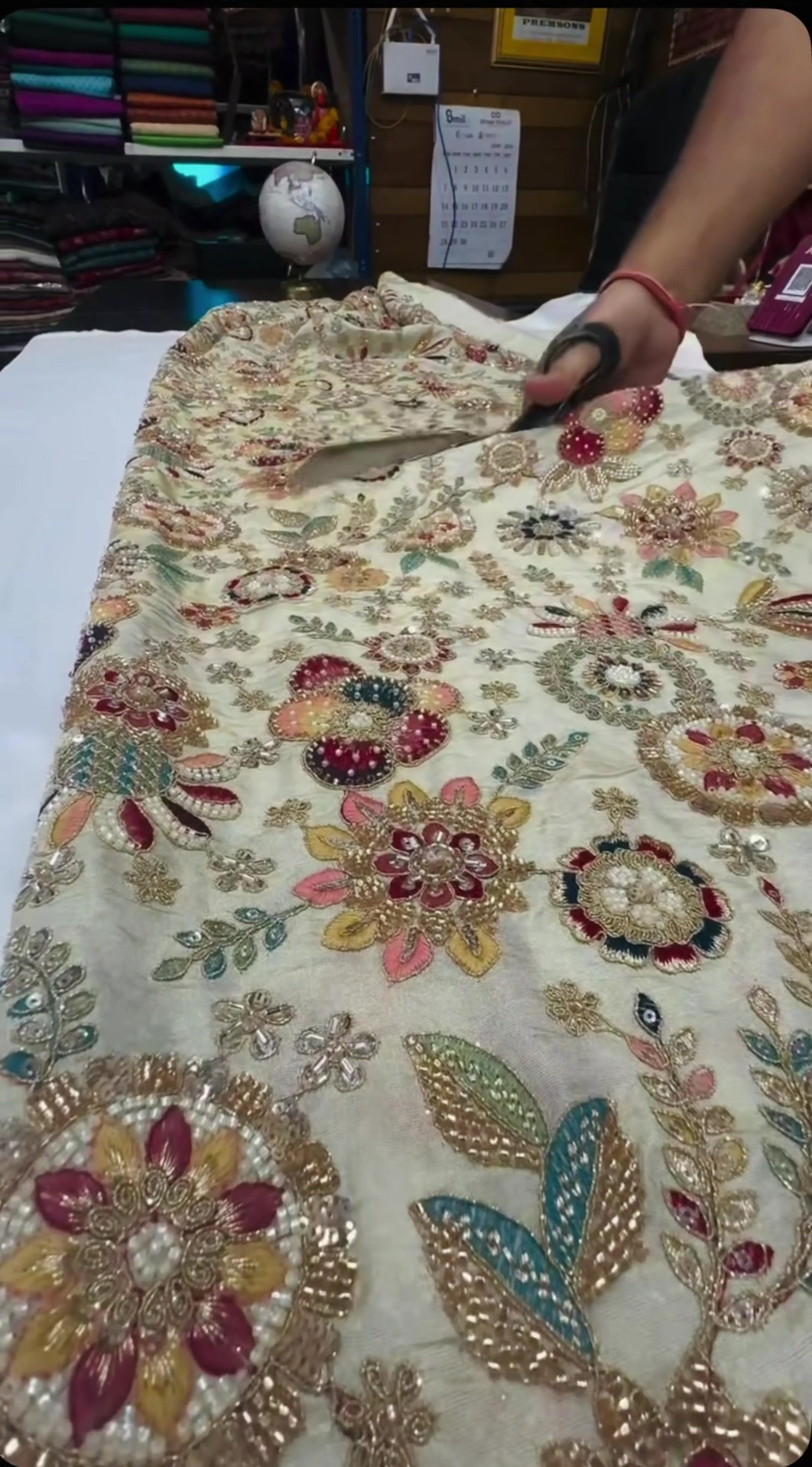 @𝘽𝙖𝙝𝙪𝙗𝙚𝙩𝙞 Fabric Center