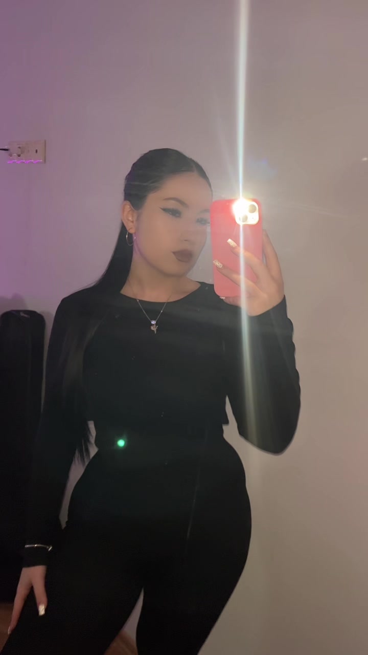 @Xrina