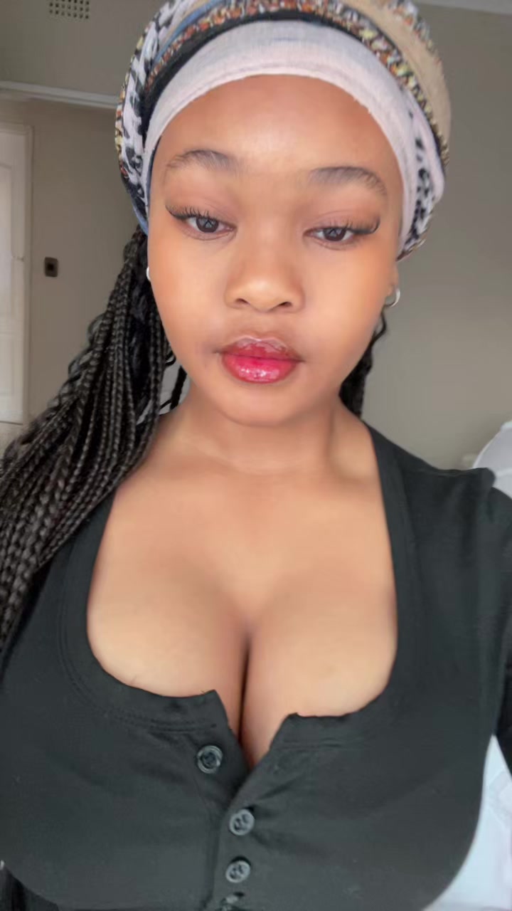 @Cheeks💕 ♱