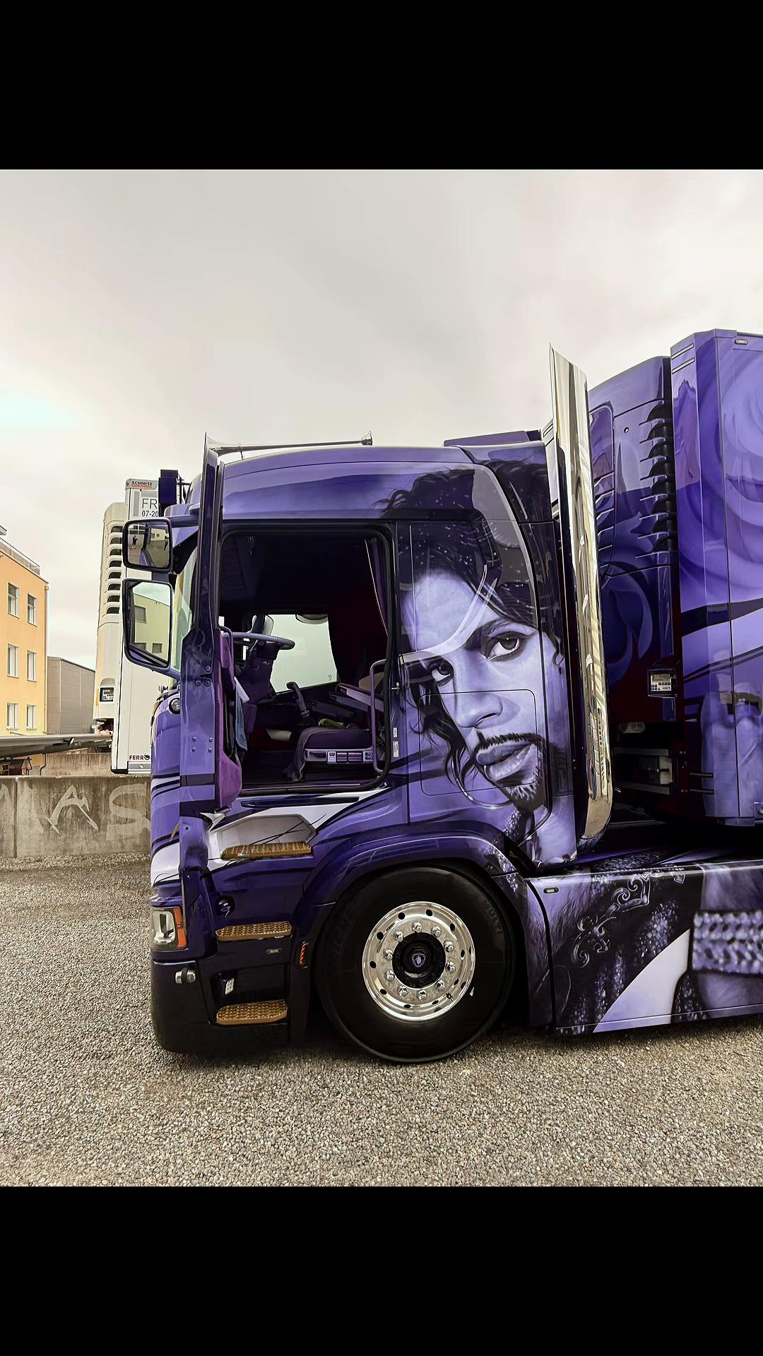 @Drozlucas🇨🇭/🚛🚨🇳🇱🇳🇱