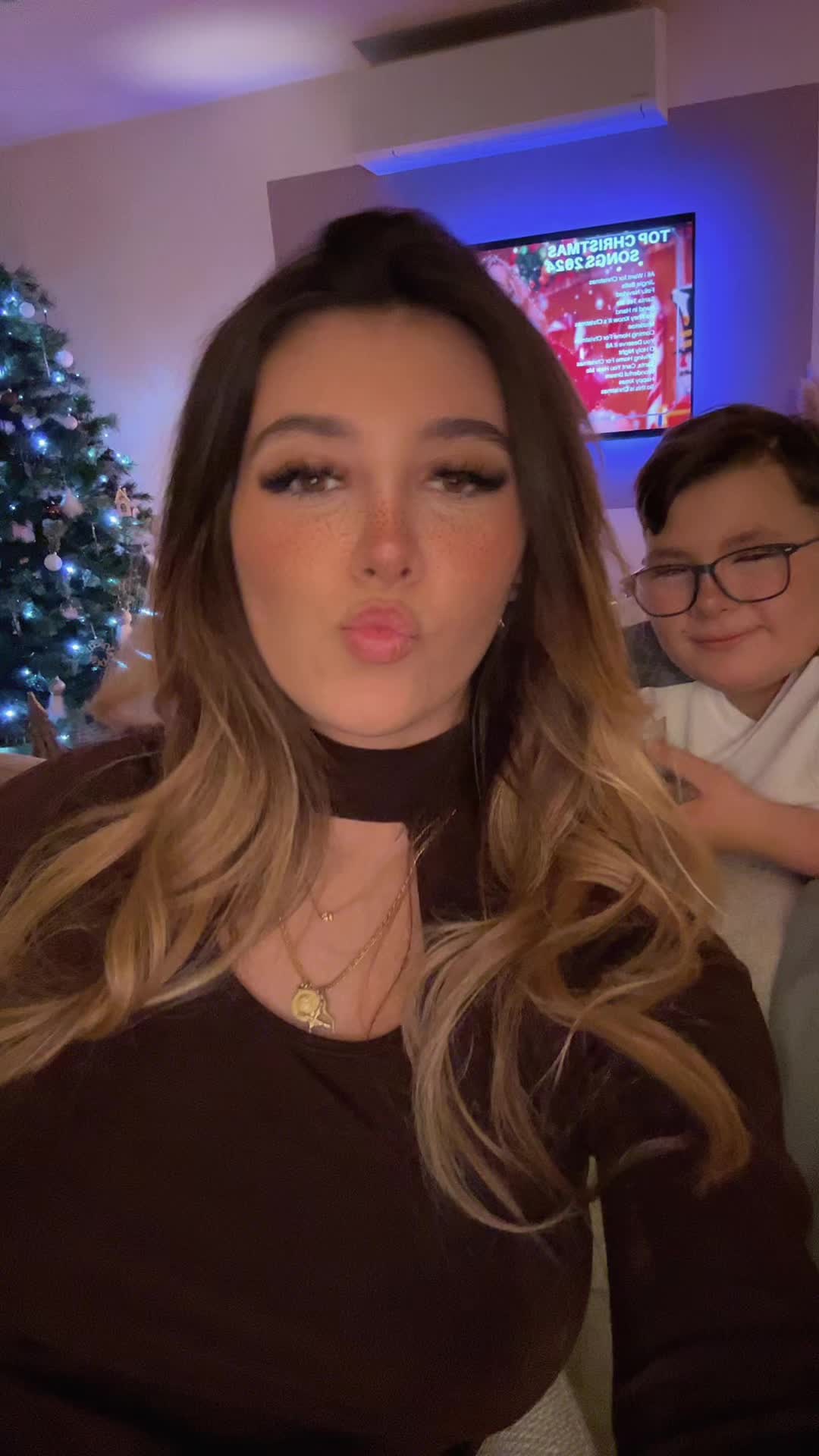 @ℰ𝓃𝓏𝒶 🇮🇹