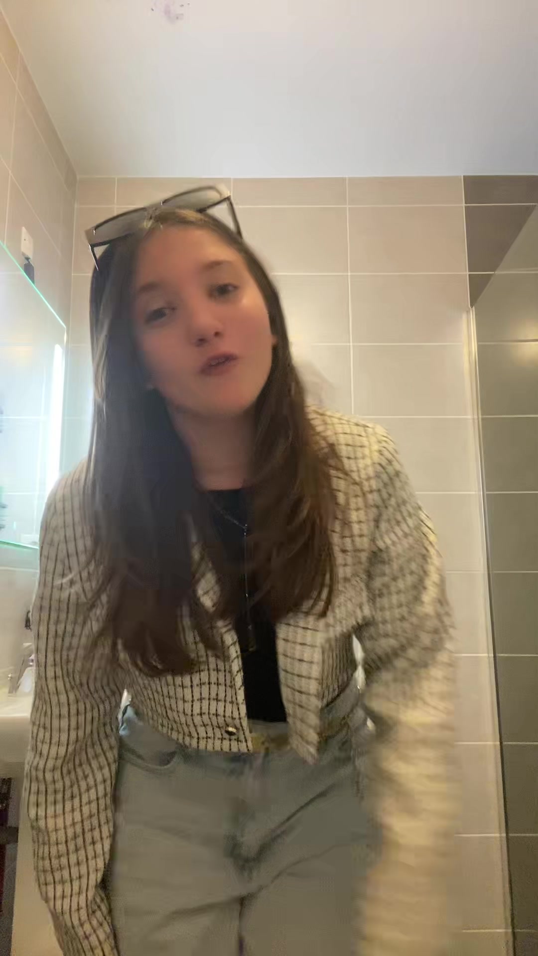 @angele_bc