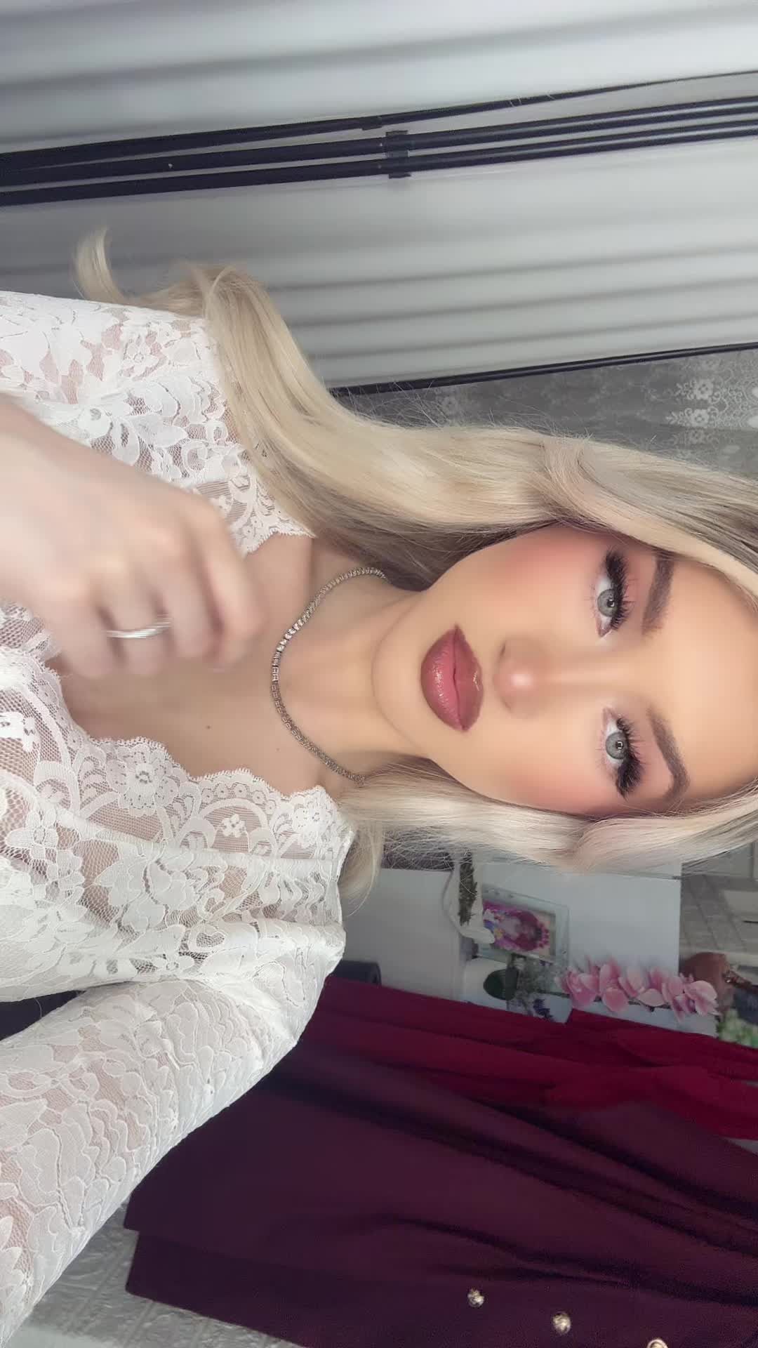@Diana Damian 𝜗𝜚