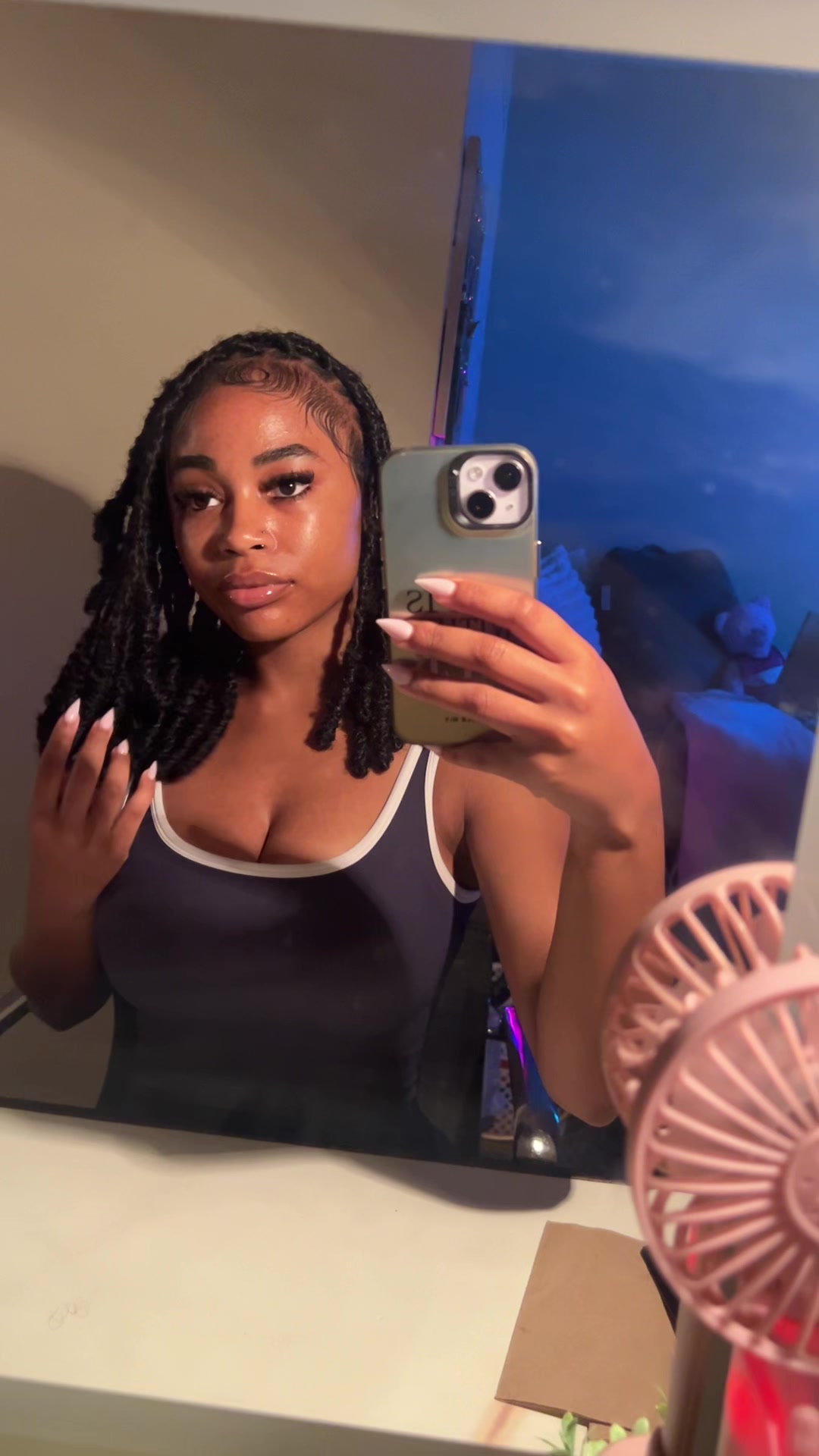 @pretttyfeen