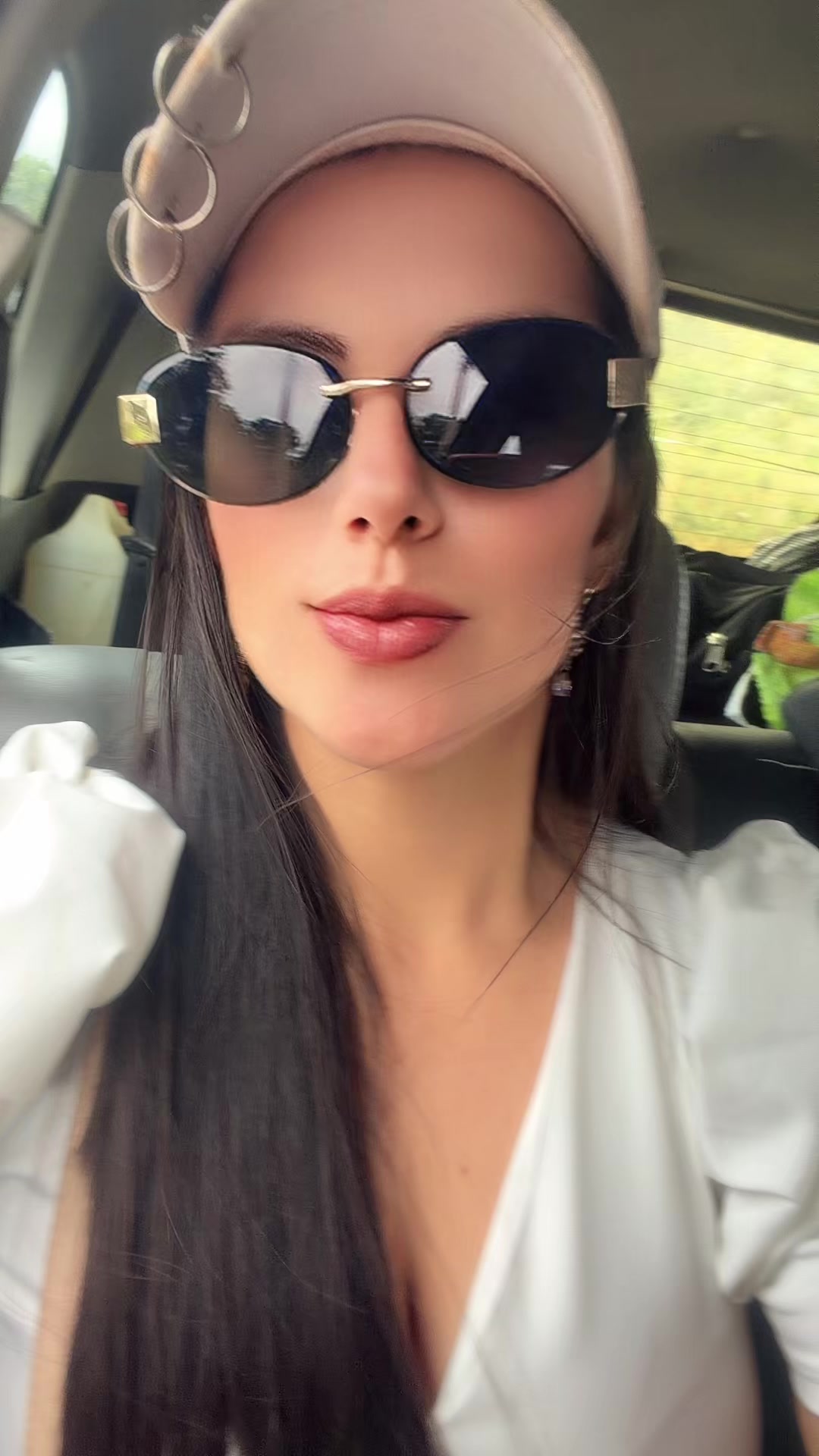 @Yucely