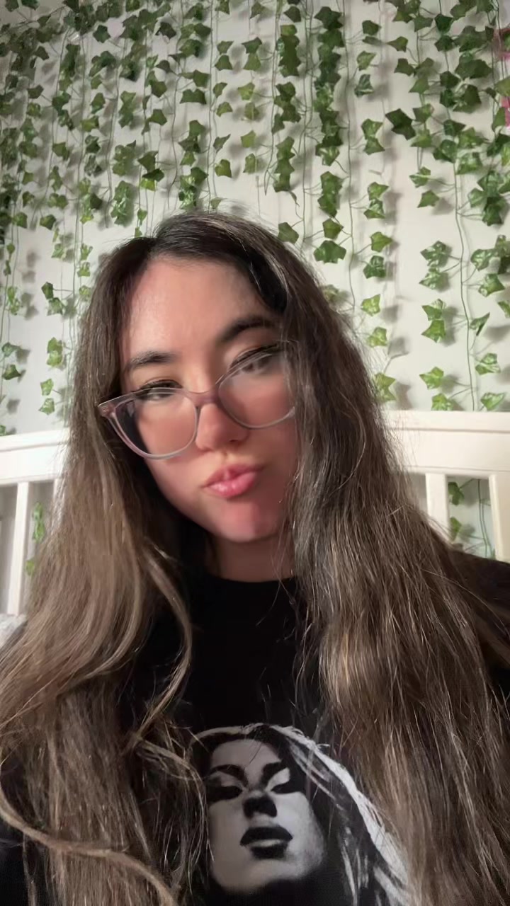 @𝒜𝓈𝒽𝓁𝑒𝒾𝑔𝒽 &trade;️ 💋💋💋
