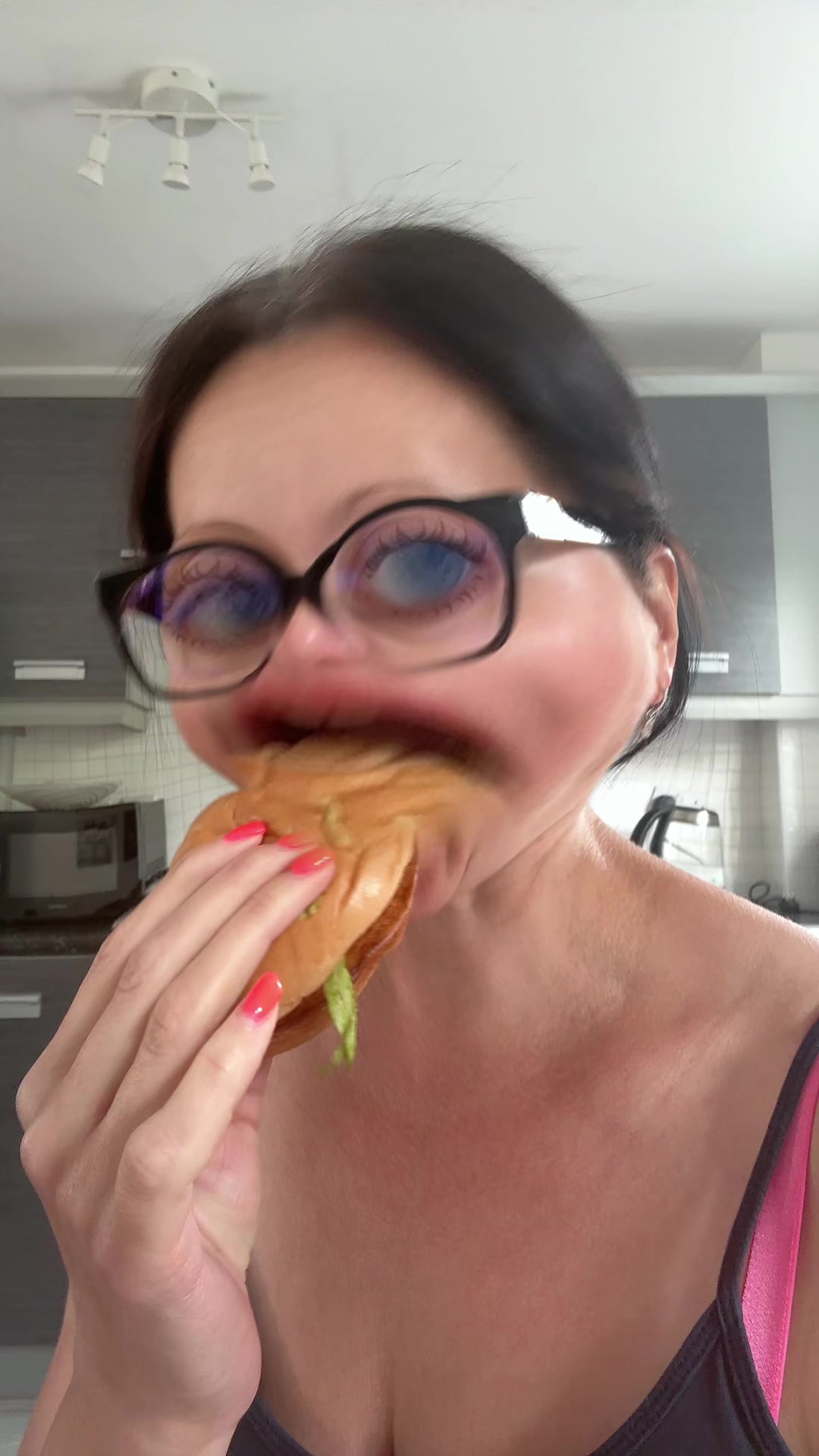 @charmingqueen666