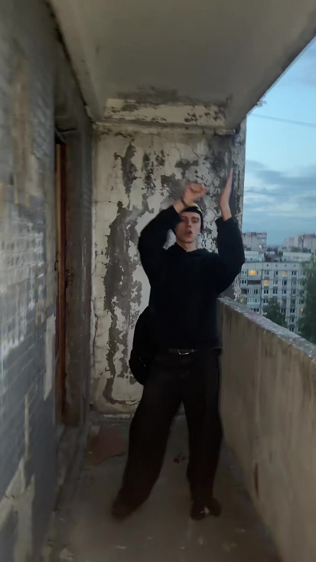 @КИРЮХА ЛИ ФАК