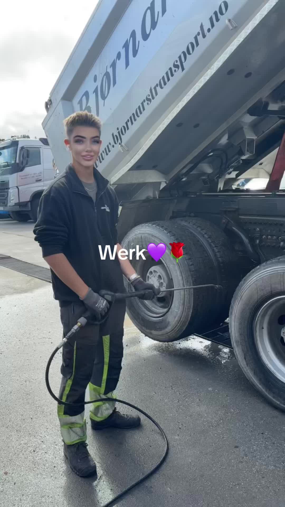 @sarapeders1