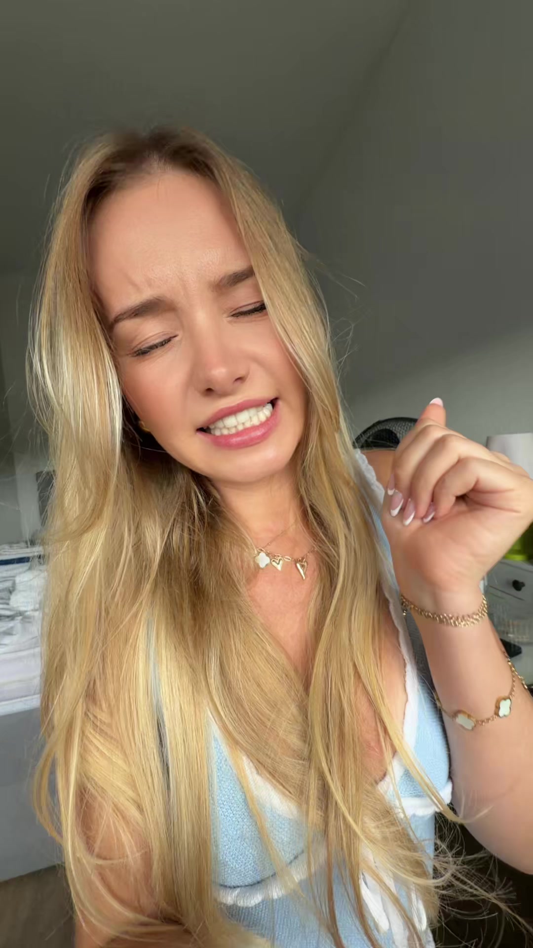 @Victoria1996