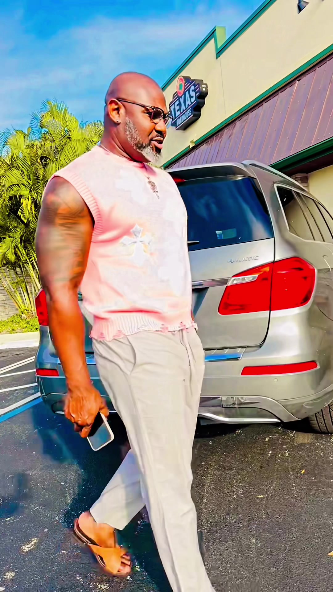 @UniverseALL Fitness