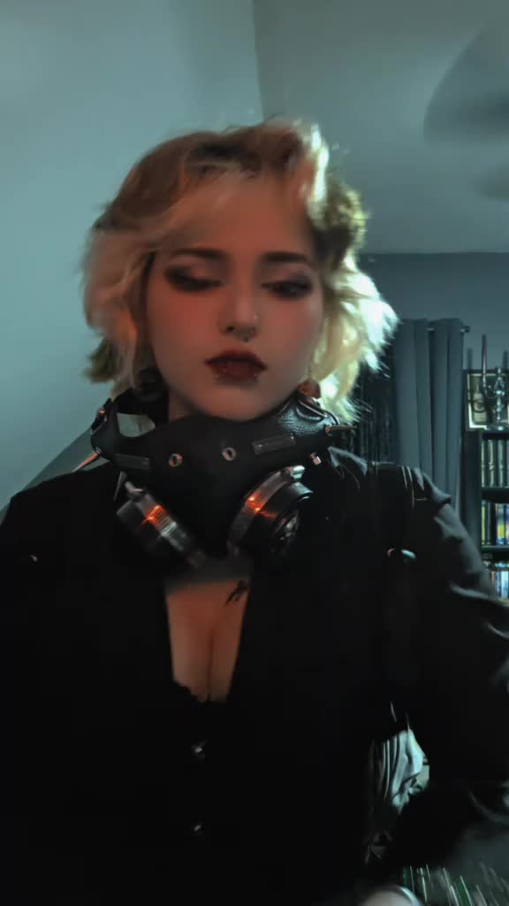 @Jinx ☠️🖤🩸