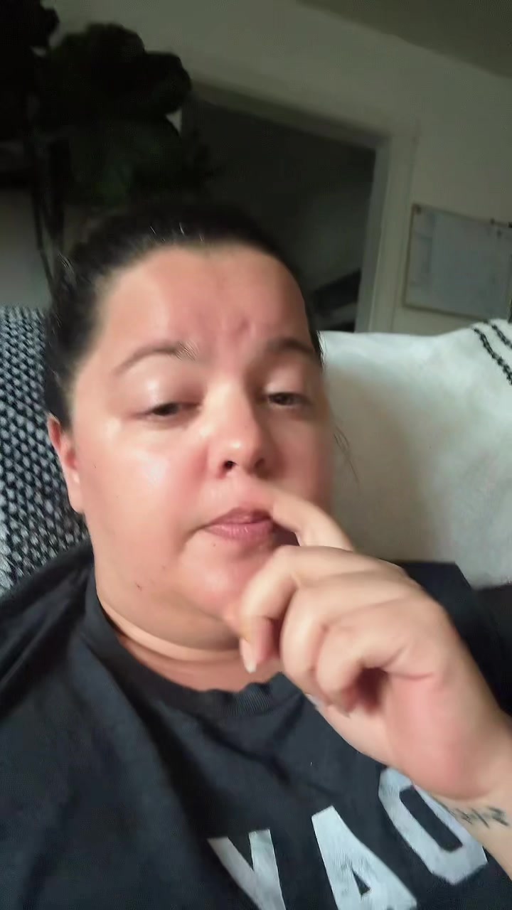 @Lo