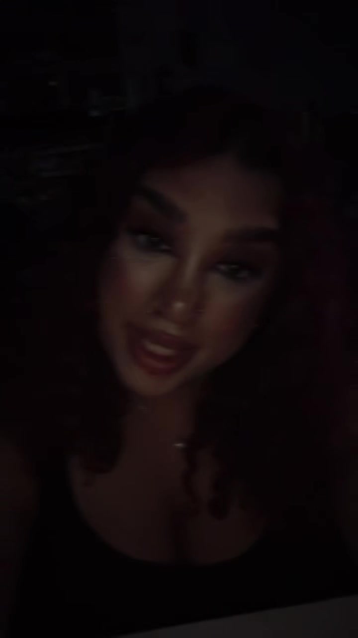 @Maalaxh
