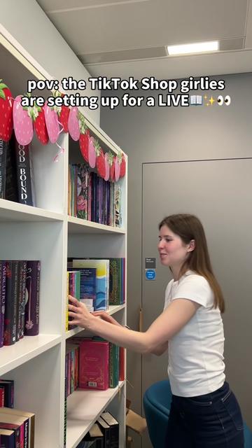 @HarperCollinsUK