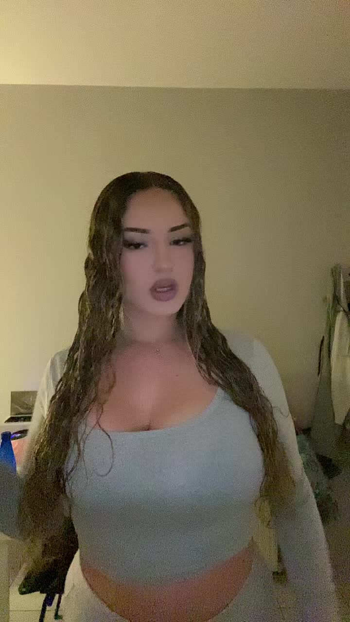 @𝒩