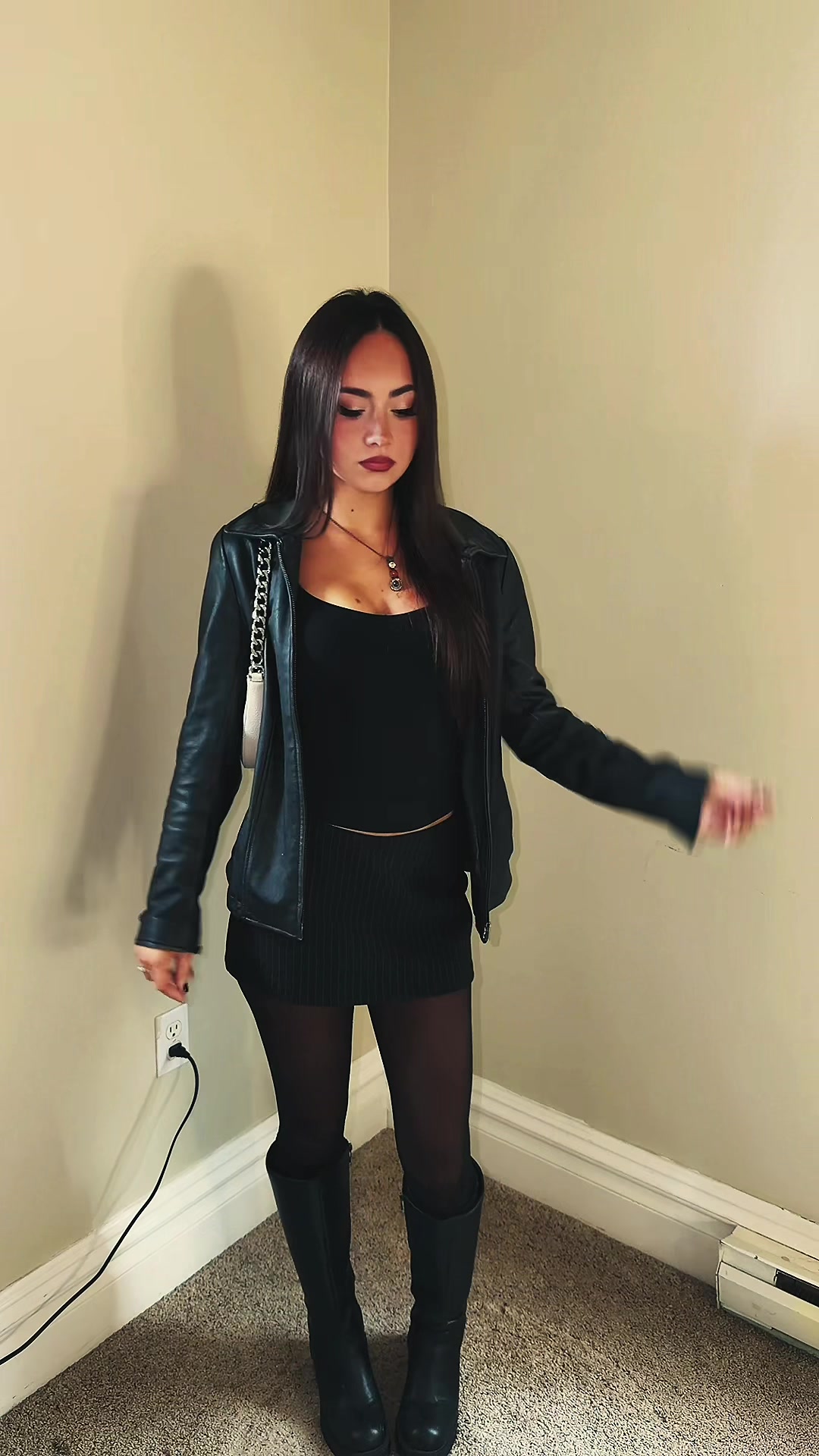 @alanaa