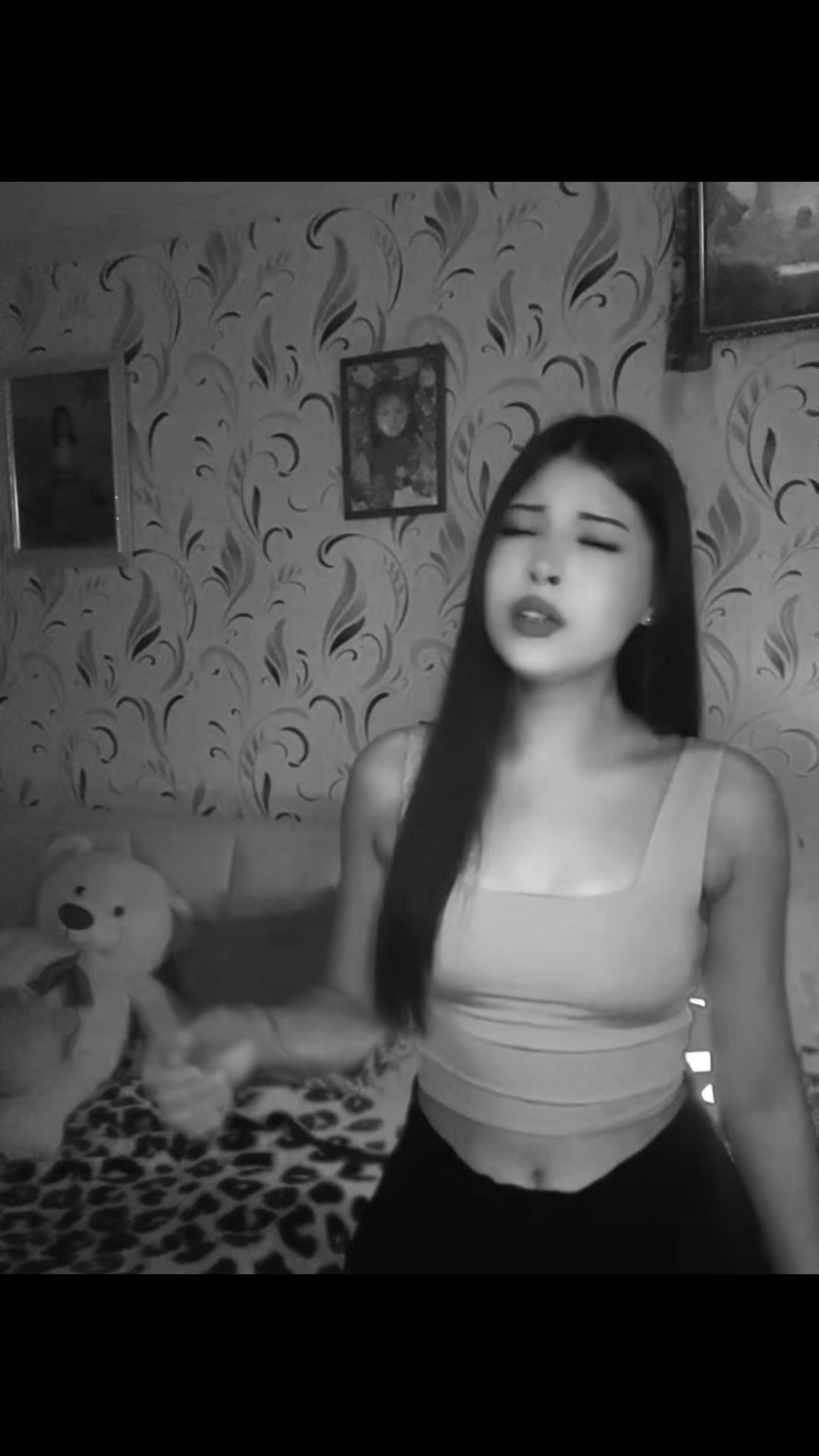 @ionela🐆